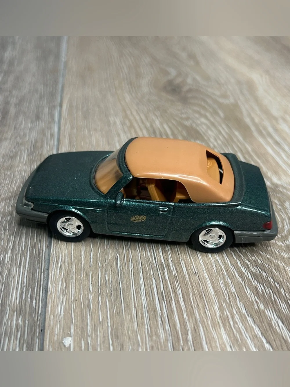 Vintage 1992 Road Champs 1/43 Saab 900 Turbo Convertible Metallic Green